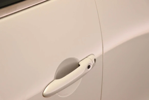 Renault Clio - Afbeelding 18 van 30