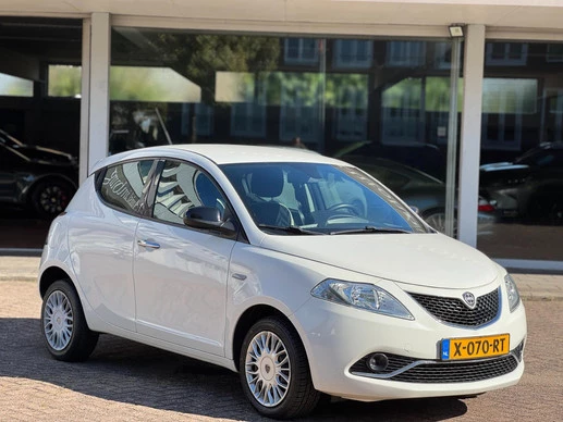 Lancia Ypsilon - Afbeelding 2 van 26