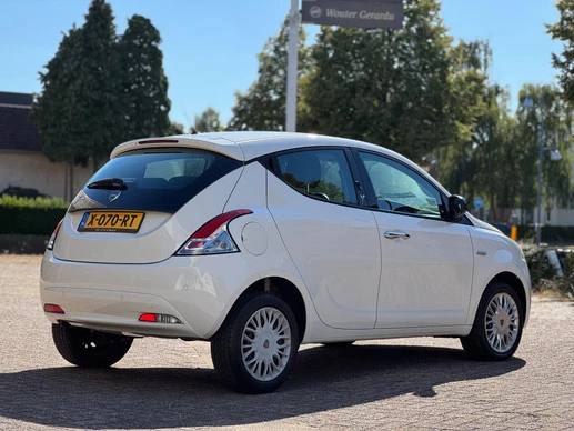 Lancia Ypsilon - Afbeelding 3 van 26
