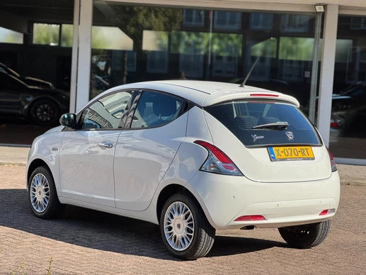 Lancia Ypsilon - Afbeelding 25 van 26