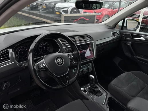 Volkswagen Tiguan - Afbeelding 12 van 28