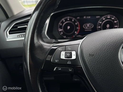 Volkswagen Tiguan - Afbeelding 16 van 28