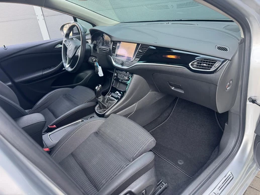 Opel Astra - Afbeelding 22 van 29