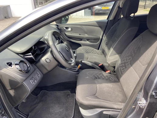 Renault Clio - Afbeelding 20 van 24