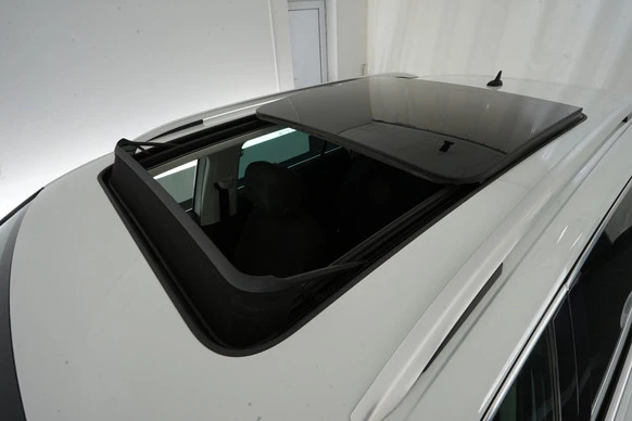 Volkswagen Tiguan - Afbeelding 12 van 30