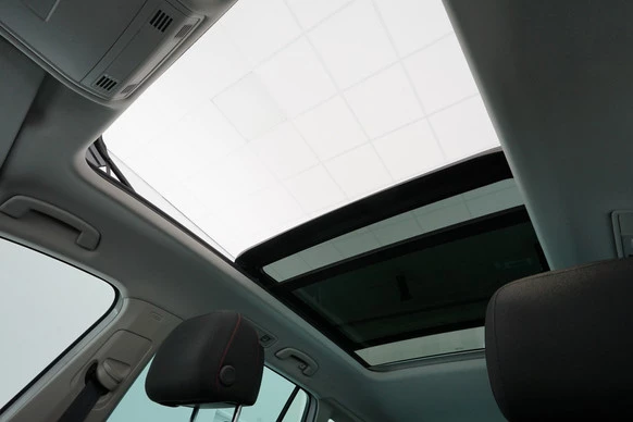 Volkswagen Tiguan - Afbeelding 13 van 30
