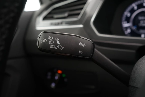 Volkswagen Tiguan - Afbeelding 15 van 30