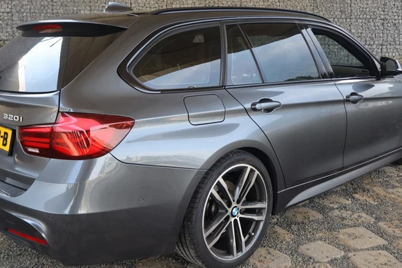 BMW 3 Serie - Afbeelding 12 van 24