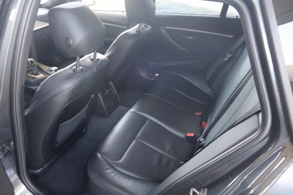 BMW 3 Serie - Afbeelding 15 van 24