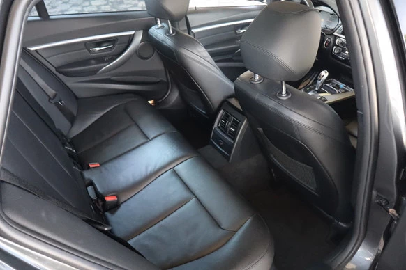 BMW 3 Serie - Afbeelding 18 van 24