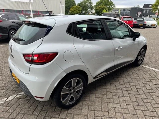 Renault Clio - Afbeelding 3 van 15