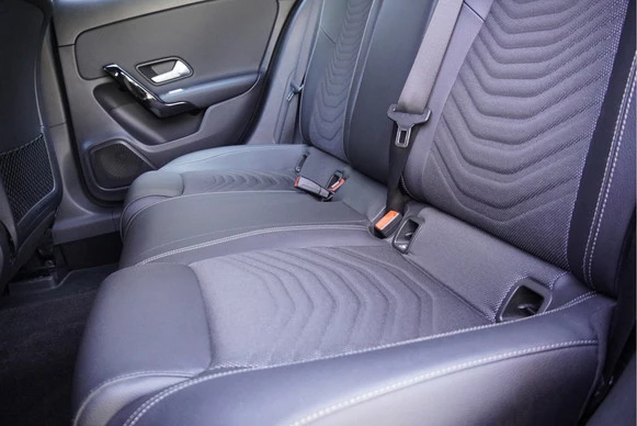 Mercedes-Benz A-Klasse - Afbeelding 10 van 30
