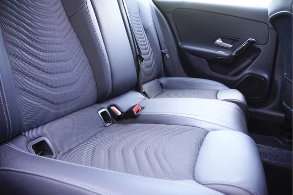 Mercedes-Benz A-Klasse - Afbeelding 14 van 30