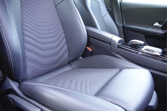 Mercedes-Benz A-Klasse - Afbeelding 16 van 30