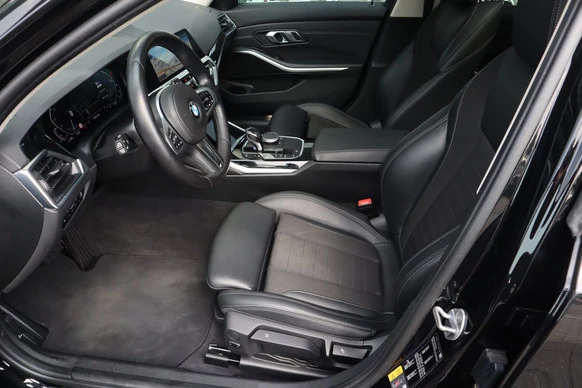 BMW 3 Serie - Afbeelding 17 van 30