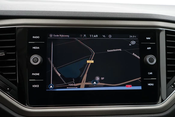 Volkswagen T-Roc - Afbeelding 17 van 30