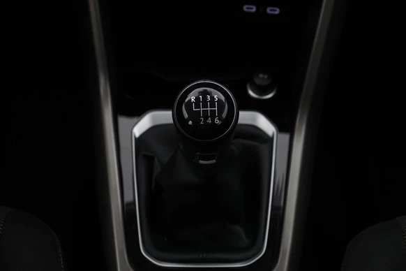 Volkswagen T-Roc - Afbeelding 22 van 30