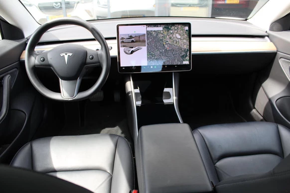 Tesla Model 3 - Afbeelding 9 van 12