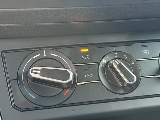Volkswagen Polo - Afbeelding 28 van 30