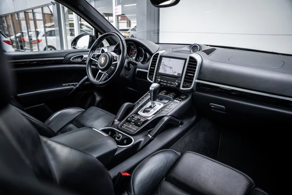Porsche Cayenne - Afbeelding 21 van 30