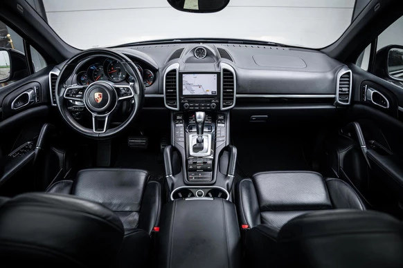 Porsche Cayenne - Afbeelding 22 van 30