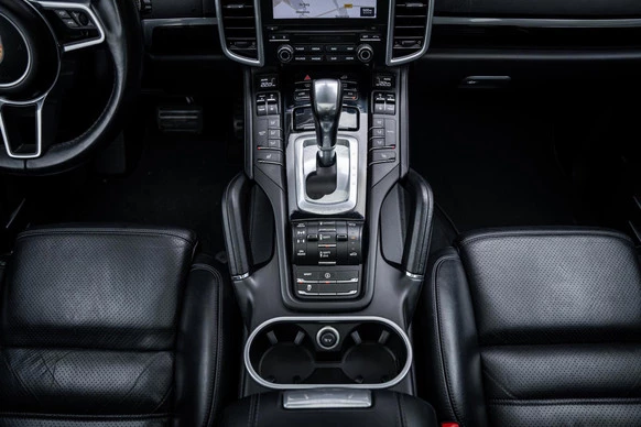 Porsche Cayenne - Afbeelding 23 van 30