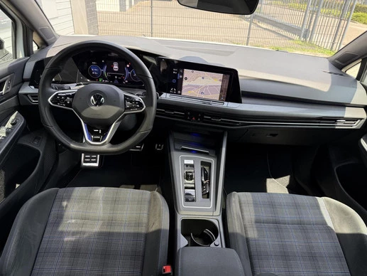 Volkswagen Golf - Afbeelding 2 van 18