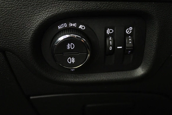 Opel Astra - Afbeelding 9 van 21