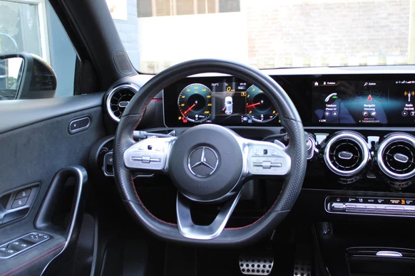 Mercedes-Benz A-Klasse - Afbeelding 28 van 30