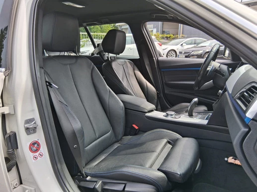 BMW 3 Serie - Afbeelding 11 van 30