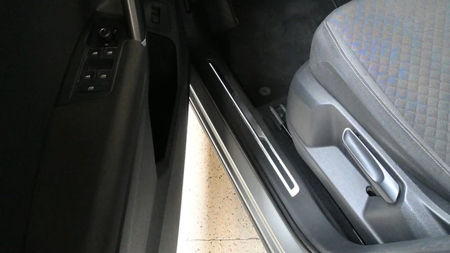 Volkswagen Tiguan - Afbeelding 7 van 30