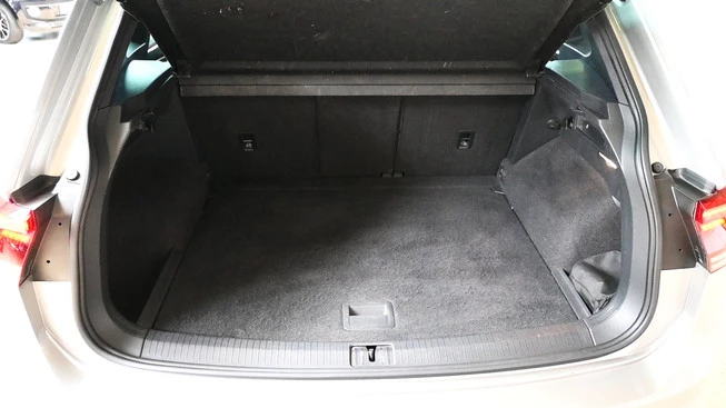 Volkswagen Tiguan - Afbeelding 24 van 30