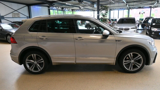 Volkswagen Tiguan - Afbeelding 27 van 30