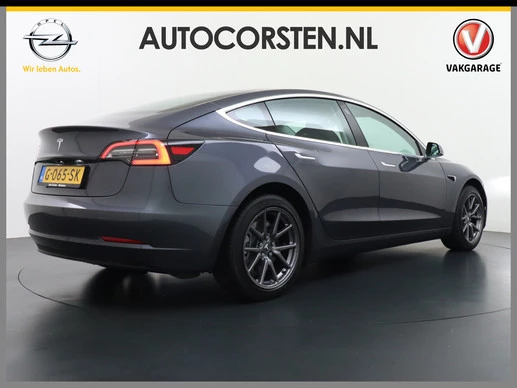 Tesla Model 3 - Afbeelding 5 van 30