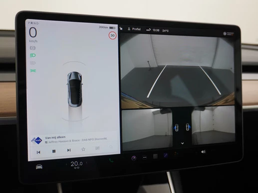 Tesla Model 3 - Afbeelding 12 van 30