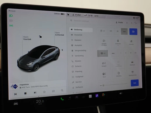 Tesla Model 3 - Afbeelding 17 van 30