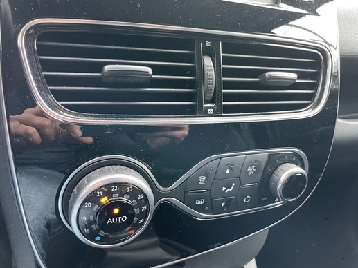 Renault Clio - Afbeelding 14 van 16