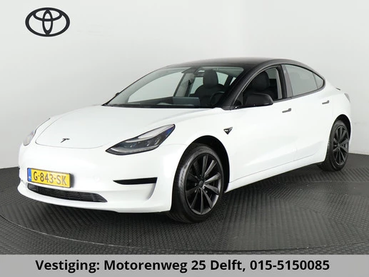 Tesla Model 3 - Afbeelding 1 van 28