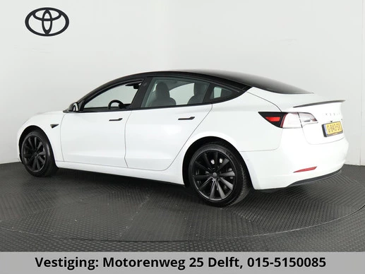 Tesla Model 3 - Afbeelding 27 van 28