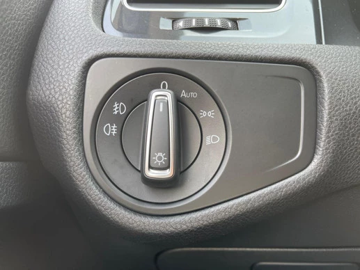 Volkswagen Golf - Afbeelding 15 van 30