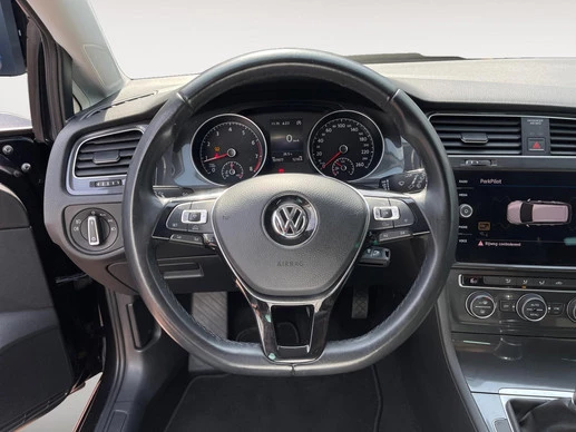 Volkswagen Golf - Afbeelding 18 van 30