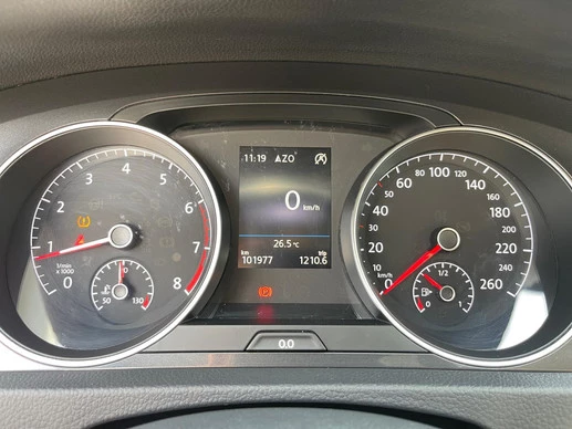 Volkswagen Golf - Afbeelding 21 van 30