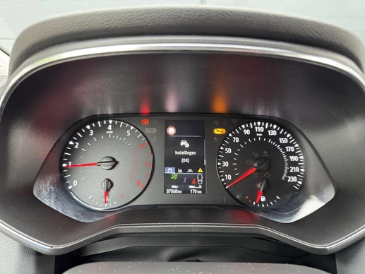 Renault Clio - Afbeelding 25 van 30