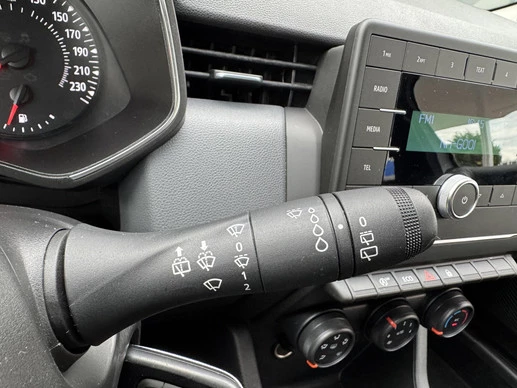 Renault Clio - Afbeelding 27 van 30