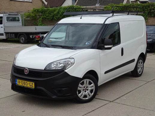 Fiat Doblò - Afbeelding 1 van 18