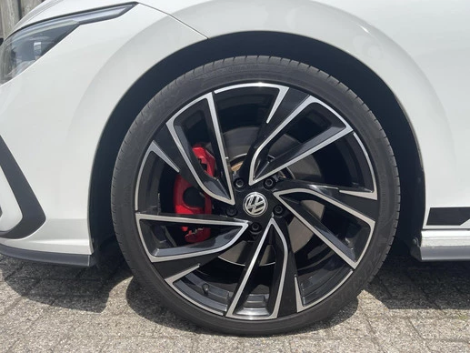 Volkswagen Golf - Afbeelding 17 van 30