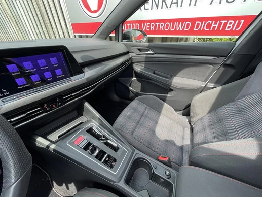 Volkswagen Golf - Afbeelding 18 van 30