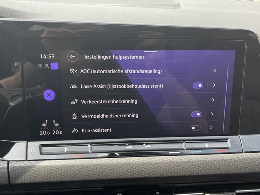 Volkswagen Golf - Afbeelding 25 van 30
