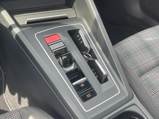 Volkswagen Golf - Afbeelding 28 van 30