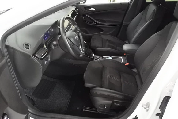 Opel Astra - Afbeelding 9 van 30